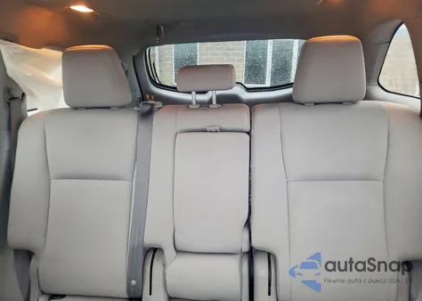 2018 Toyota Highlander Le from USA, damaged, VIN 5TDBZRFH6JS802258